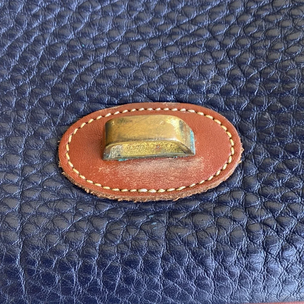 Vintage Dooney and Bourke bag - Picture 8 of 9